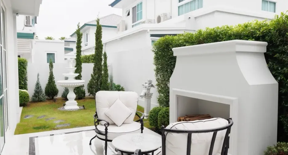 For rent 5 bedrooms house in Mueang Chiang Mai, Chiang Mai