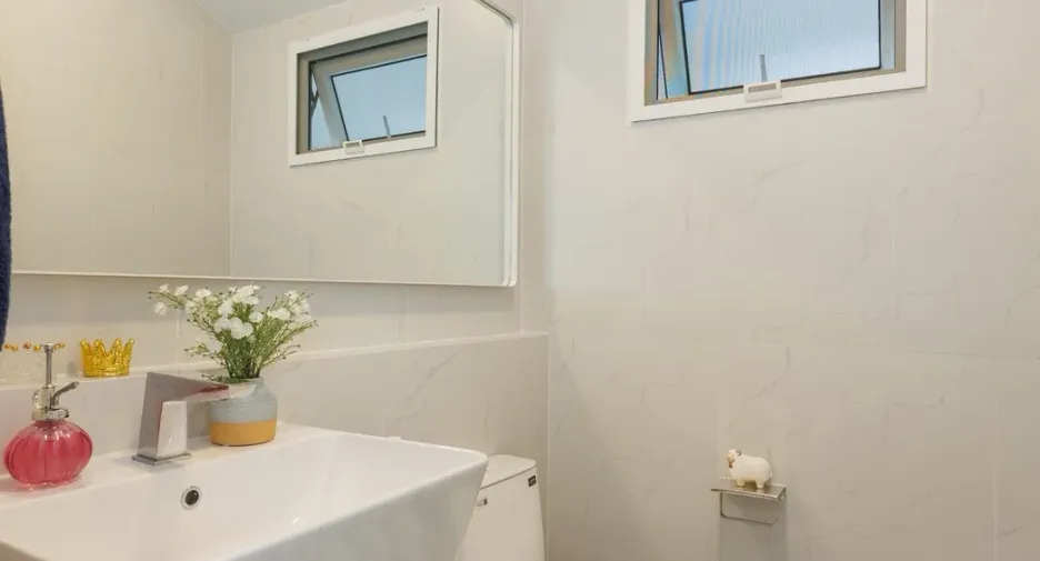 For rent 5 bedrooms house in Mueang Chiang Mai, Chiang Mai