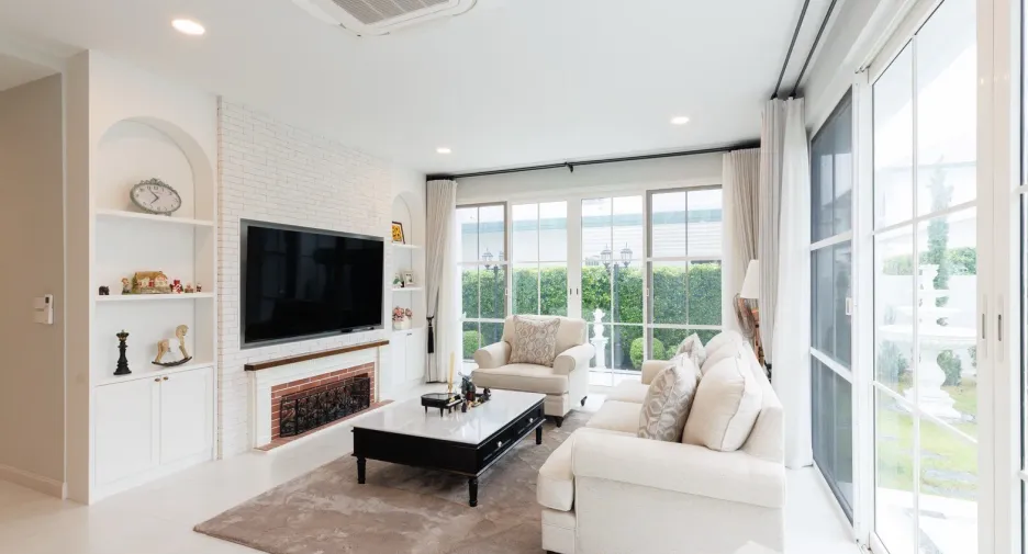 For rent 5 bedrooms house in Mueang Chiang Mai, Chiang Mai