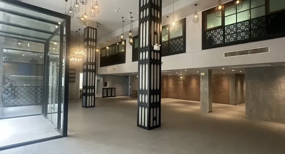 出租 商业空间 在 Watthana, 曼谷