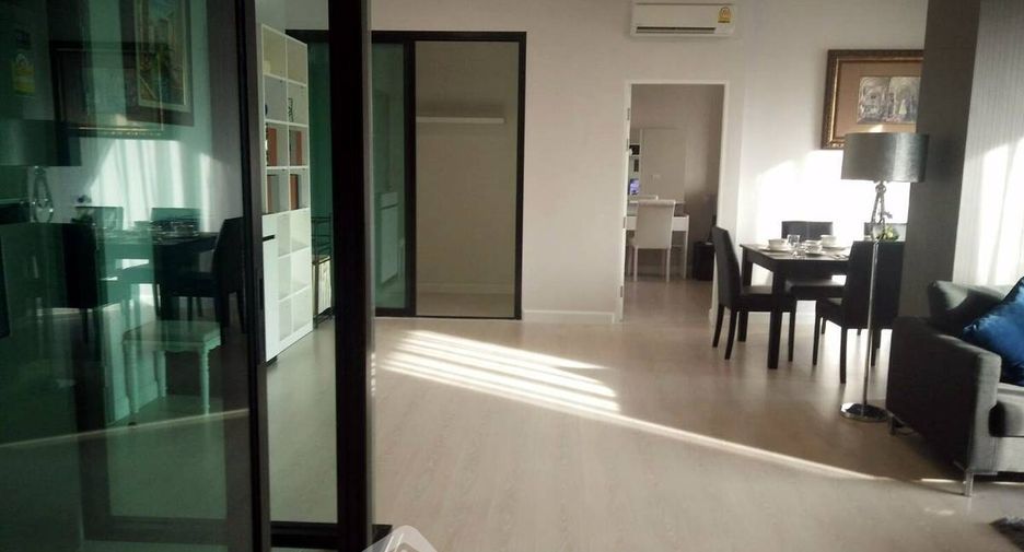 For sale 3 bedrooms condo in Watthana, Bangkok