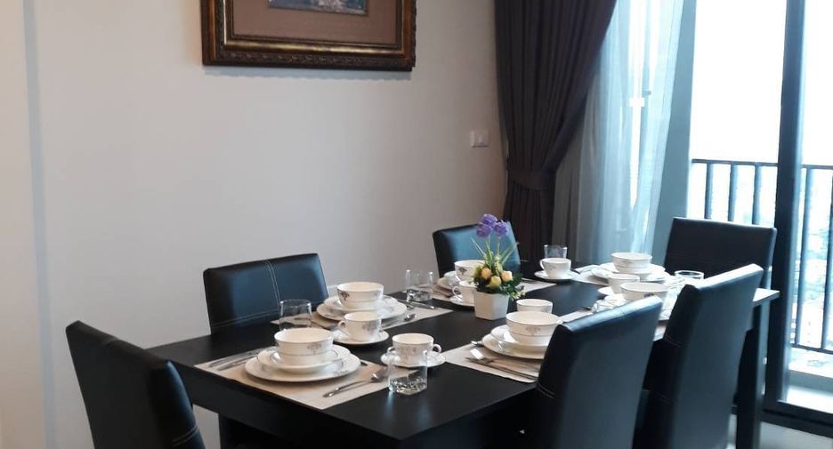 For sale 3 bedrooms condo in Watthana, Bangkok
