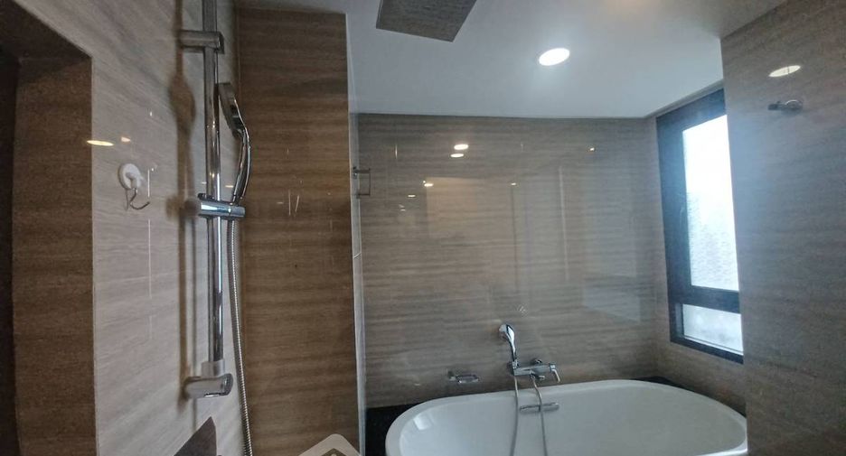 Condo en venta de 2 habitaciones en Pathum Wan, Bangkok