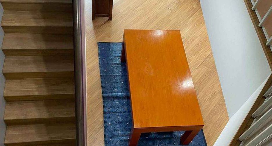 À vendre 4 chambres condo à Watthana, Bangkok