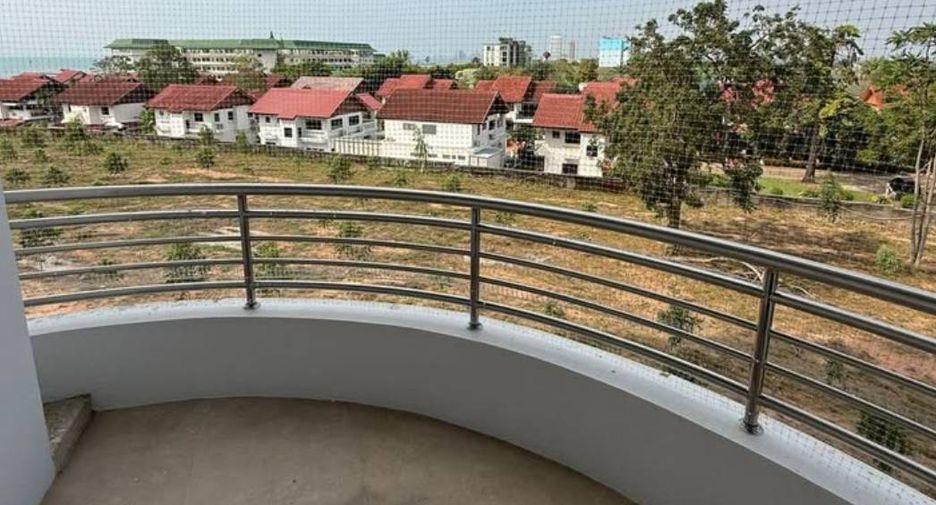 For sale 1 bed condo in Na Jomtien, Pattaya