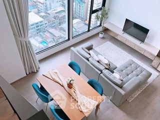 For sale 3 ベッドルーム condo in Ratchathewi, Bangkok