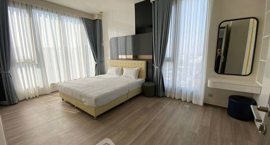 Condo en alquiler de 3 habitaciones en Bang Kho Laem, Bangkok