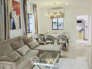Reihenhaus zur Miete mit 3 Zimmer in Wang Thonglang, Bangkok