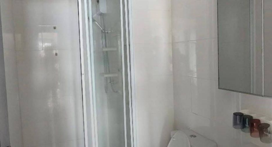 À louer 2 chambres condo à Watthana, Bangkok