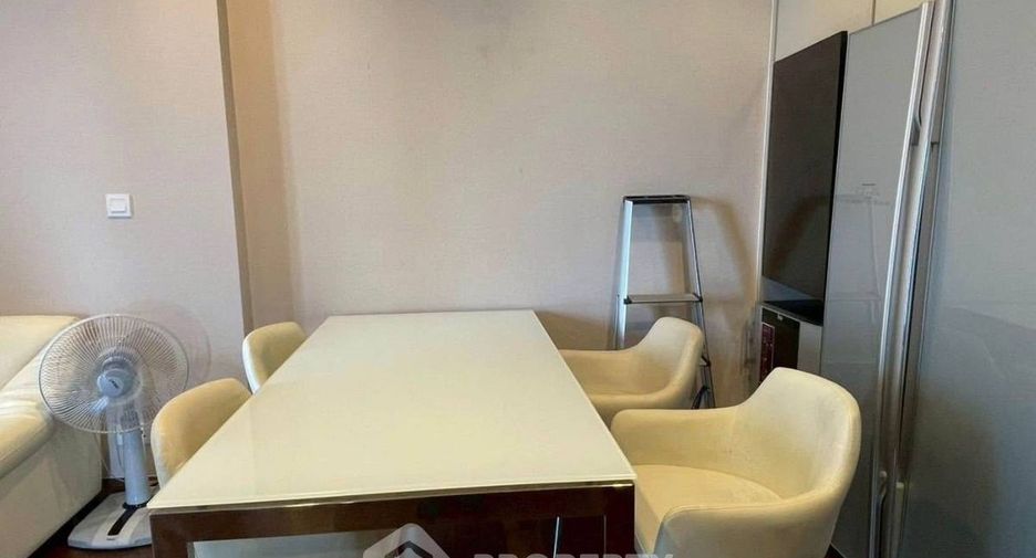 For rent 2 ベッドルーム condo in Huai Khwang, Bangkok