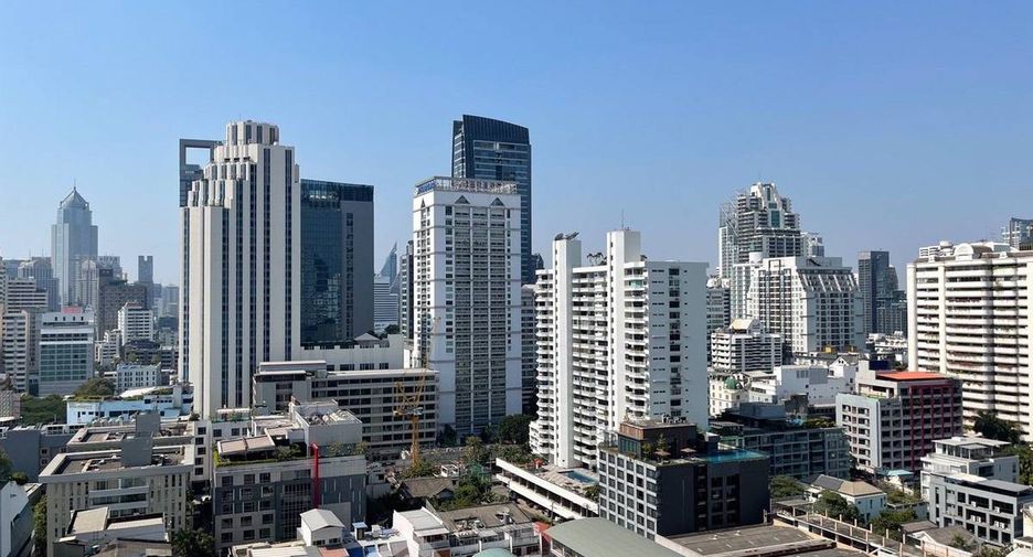 For rent 1 bed condo in Khlong Toei, Bangkok