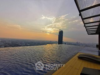 À vendre 2 chambres condo à Yan Nawa, Bangkok