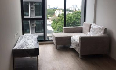 Продажа 1 кровать кондо в Пхра Кханонг, Бангкок