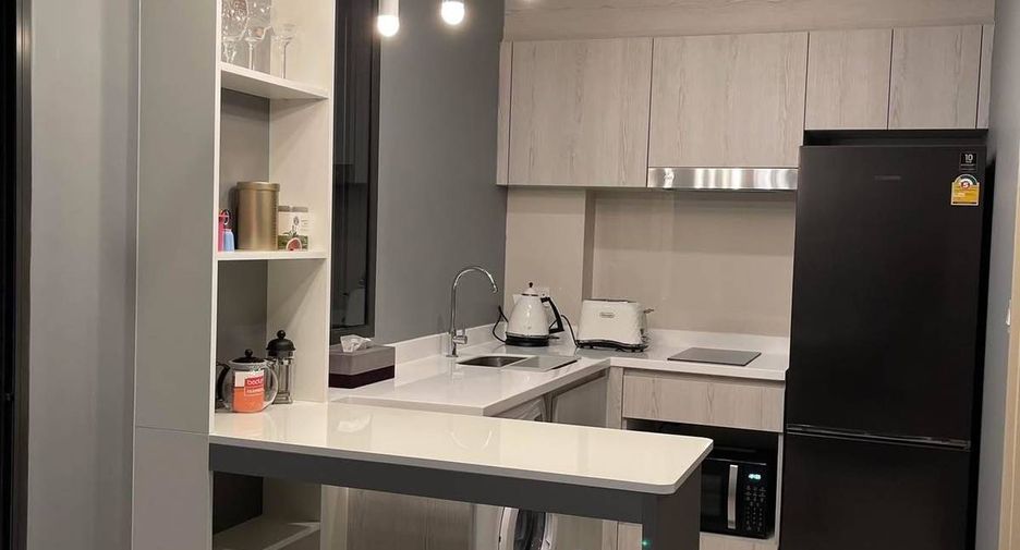 Condo en alquiler y en venta de 1 habitaciones en Pathum Wan, Bangkok