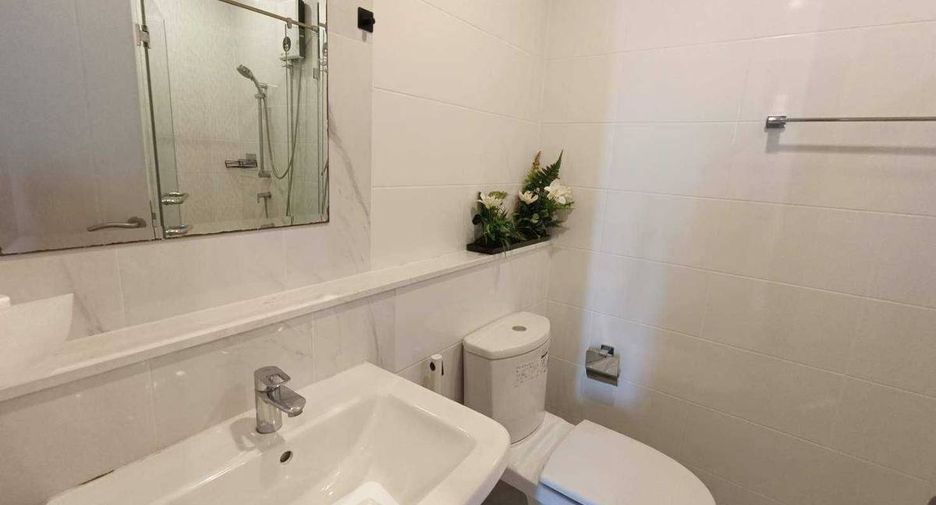 For sale 2 bedrooms condo in Watthana, Bangkok
