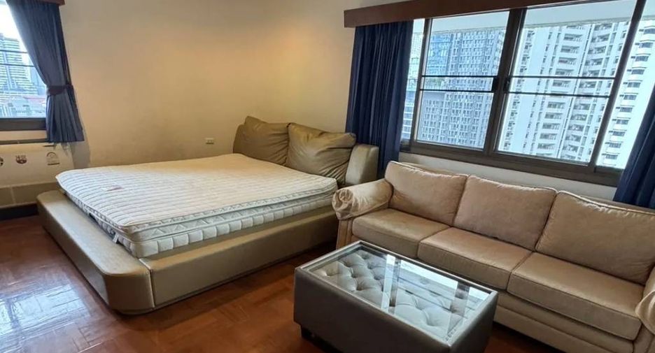 For rent and for sale 3 bedrooms condo in Watthana, Bangkok