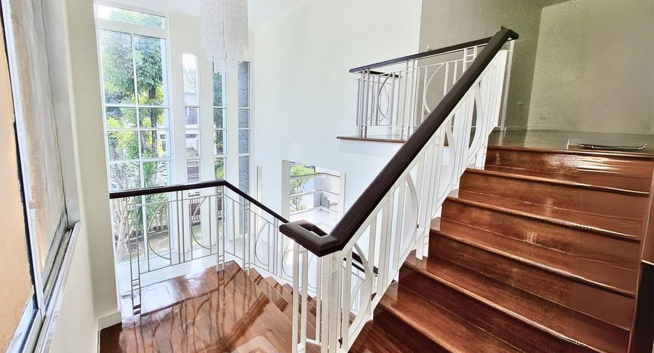 For sale 3 bedrooms house in Prawet, Bangkok