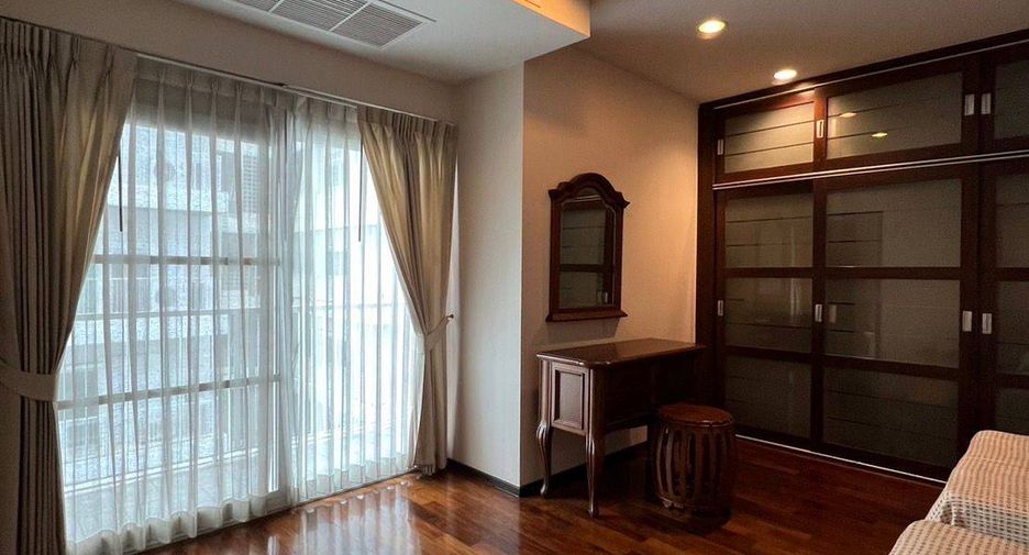 For rent and for sale 2 bedrooms condo in Watthana, Bangkok