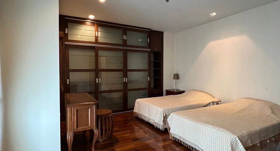 For rent and for sale 2 bedrooms condo in Watthana, Bangkok