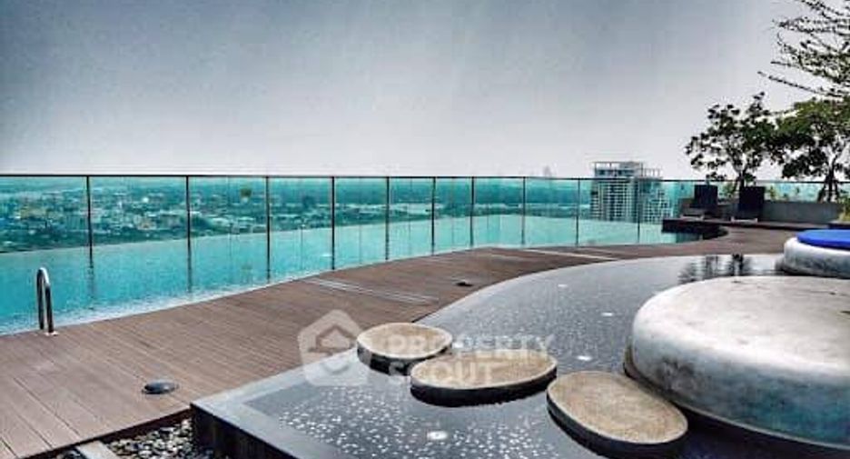 Condo en venta de 1 habitaciones en Khlong Toei, Bangkok