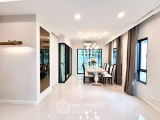 Reihenhaus zum Kauf mit 3 Zimmer in Bang Khen, Bangkok