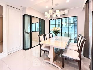 Reihenhaus zum Kauf mit 3 Zimmer in Bang Khen, Bangkok