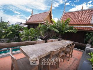 Casa en venta de 5 habitaciones en Bang Lamung, Chonburi