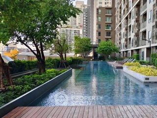 出售 1 卧室 公寓 在 Huai Khwang, 曼谷