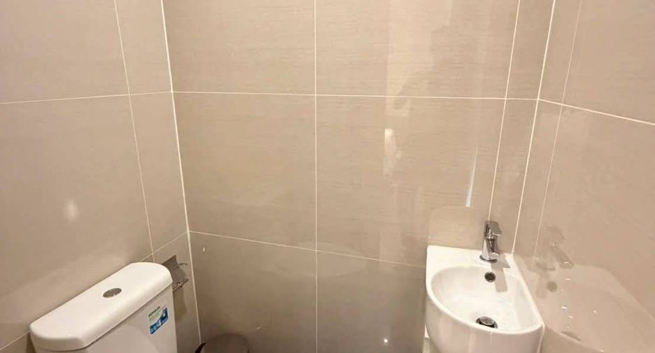 For sale 1 Beds condo in Khlong Toei, Bangkok