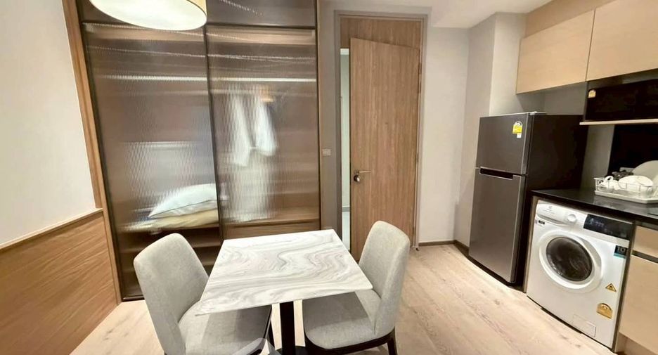 For sale 1 Beds condo in Khlong Toei, Bangkok