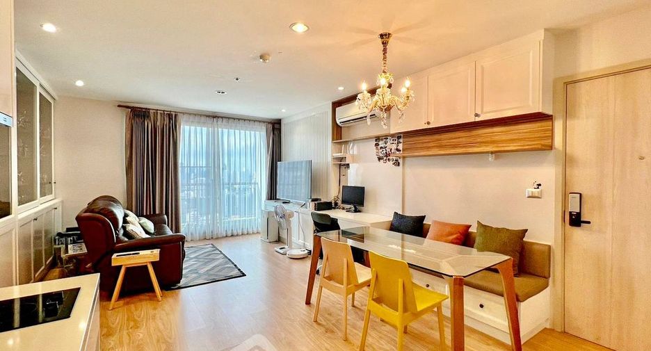 Condo en venta de 2 habitaciones en Khlong Toei, Bangkok