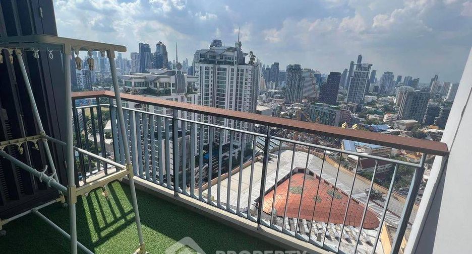 Condo en venta de 2 habitaciones en Khlong Toei, Bangkok