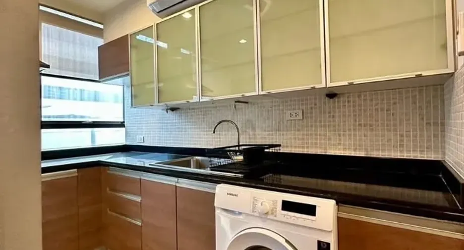 Condo en alquiler de 2 habitaciones en Pathum Wan, Bangkok