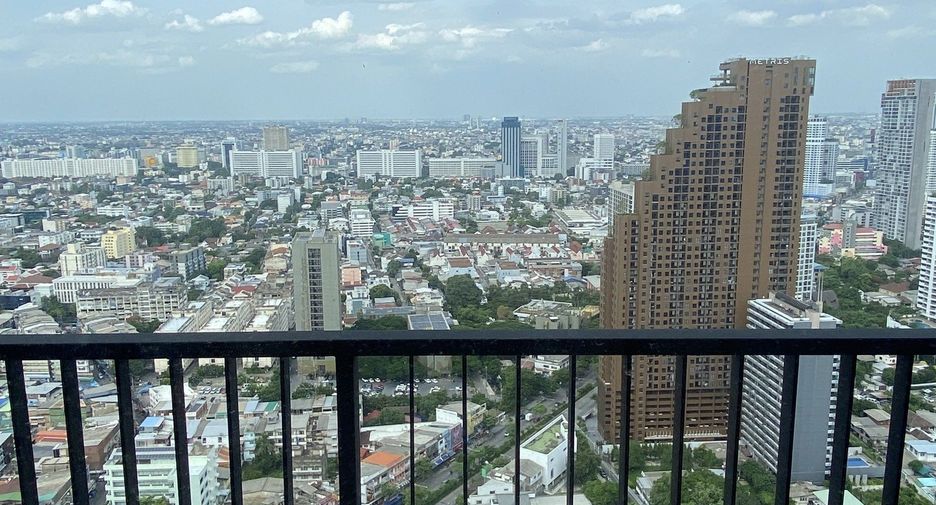Condo en alquiler de 2 habitaciones en Chatuchak, Bangkok