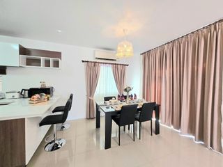 Haus zur Miete mit 3 Zimmer in Mueang Phuket, Phuket