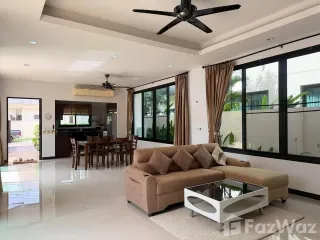 Casa en alquiler de 3 habitaciones en Mueang Phuket, Phuket