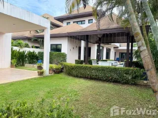 Casa en alquiler de 3 habitaciones en Mueang Phuket, Phuket