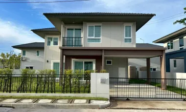 Haus zur Miete mit 4 Zimmer in Mueang Phuket, Phuket