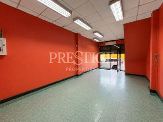 For sale and for rent 2 bedrooms retail Space in Bang Lamung, Chonburi