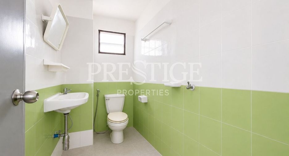 For sale and for rent 2 bedrooms retail Space in Bang Lamung, Chonburi