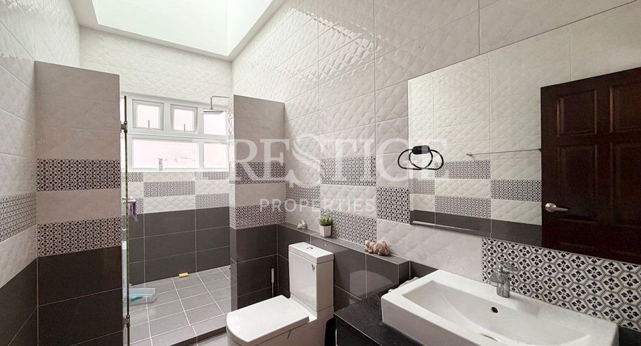 For sale 3 ベッドルーム house in Huay Yai, Pattaya