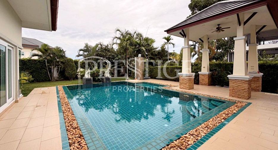 For sale 3 ベッドルーム house in Huay Yai, Pattaya