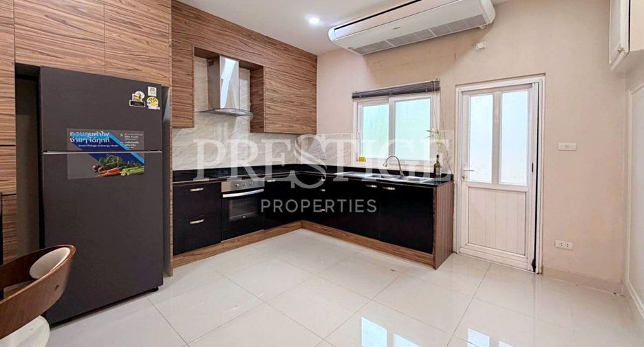 For sale 3 ベッドルーム house in Huay Yai, Pattaya