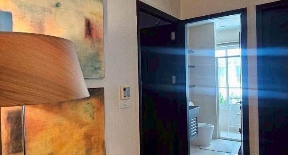 For sale 2 bedrooms condo in Watthana, Bangkok