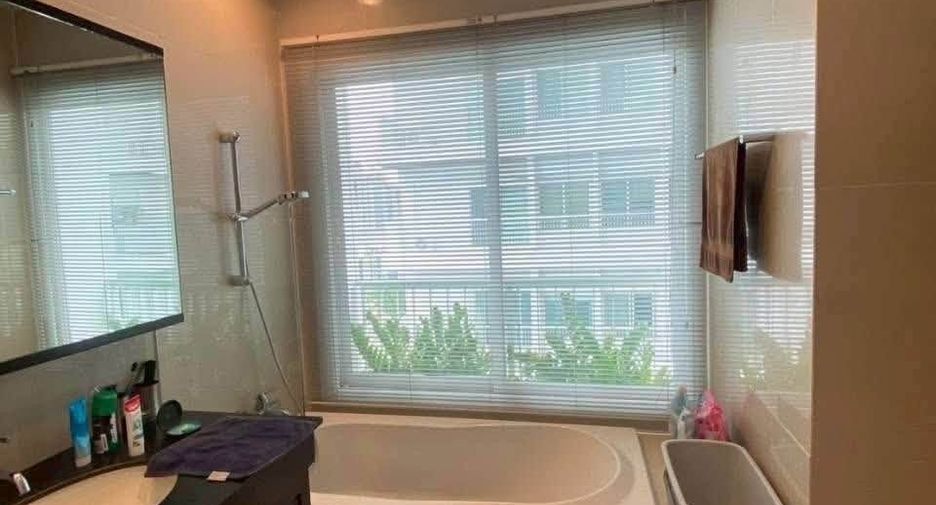 For sale 2 bedrooms condo in Watthana, Bangkok