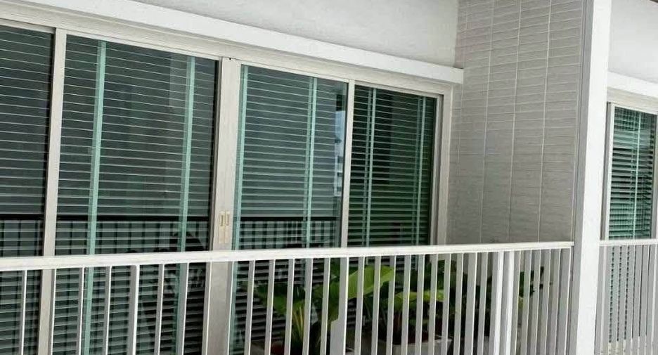 For sale 2 bedrooms condo in Watthana, Bangkok