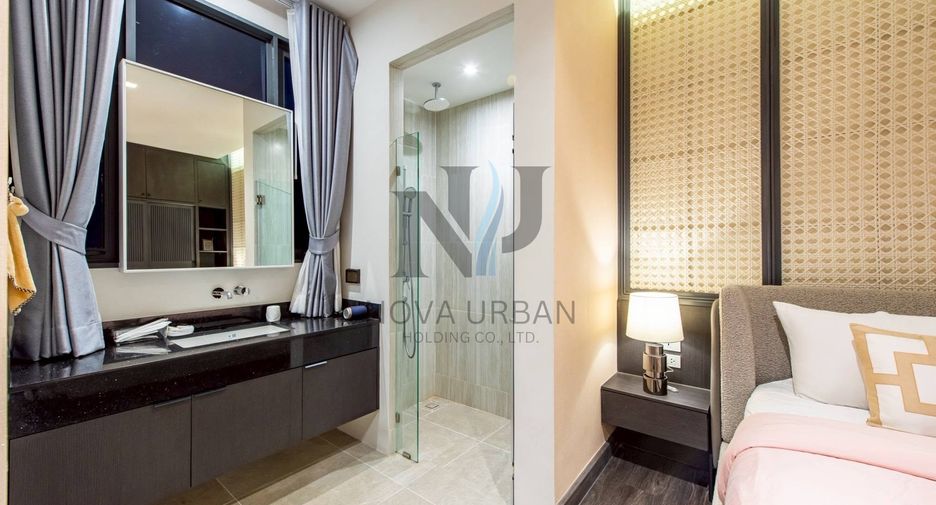 For rent and for sale 4 bedrooms house in Bang Lamung, Chonburi