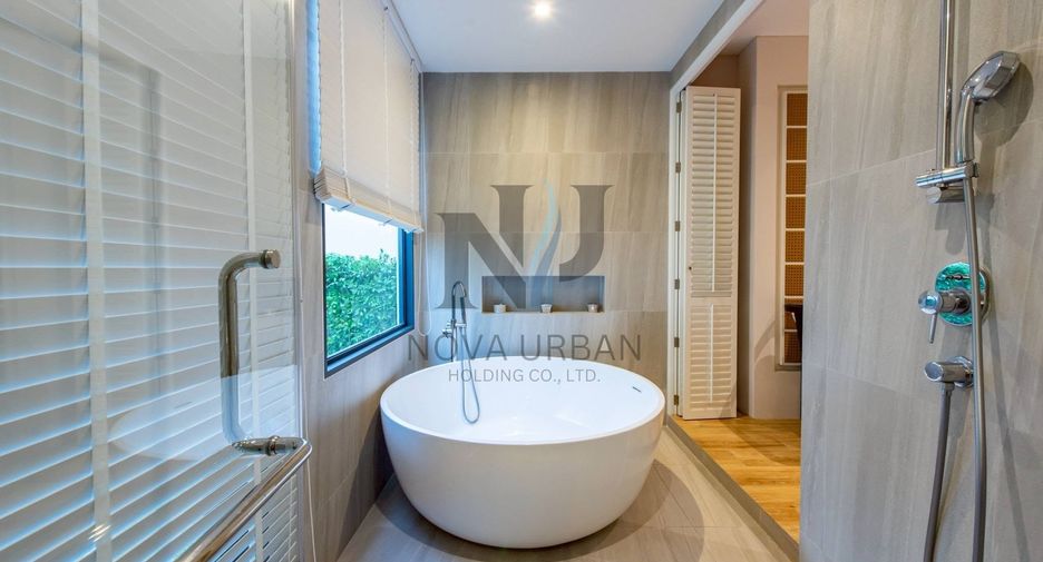 For rent and for sale 4 bedrooms house in Bang Lamung, Chonburi
