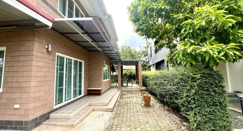À louer 3 chambres maison à Hang Dong, Chiang Mai