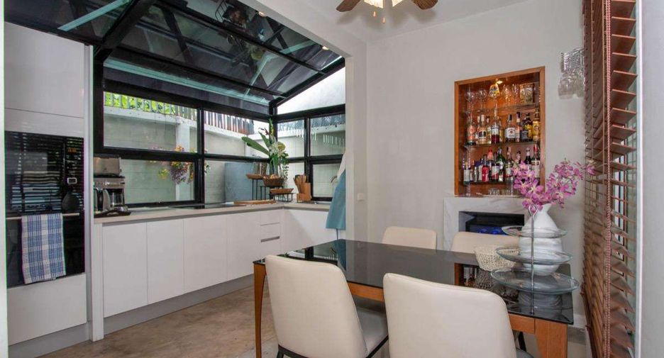 For rent 3 bedrooms house in Mueang Chiang Mai, Chiang Mai